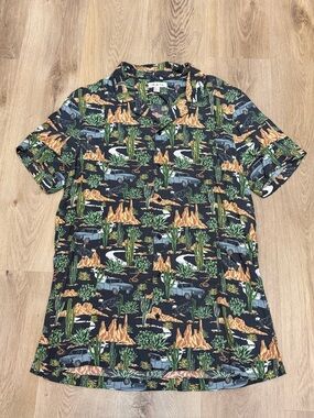 The Rail Trail Desert Print Short Sleeve Shirt - Black/Green